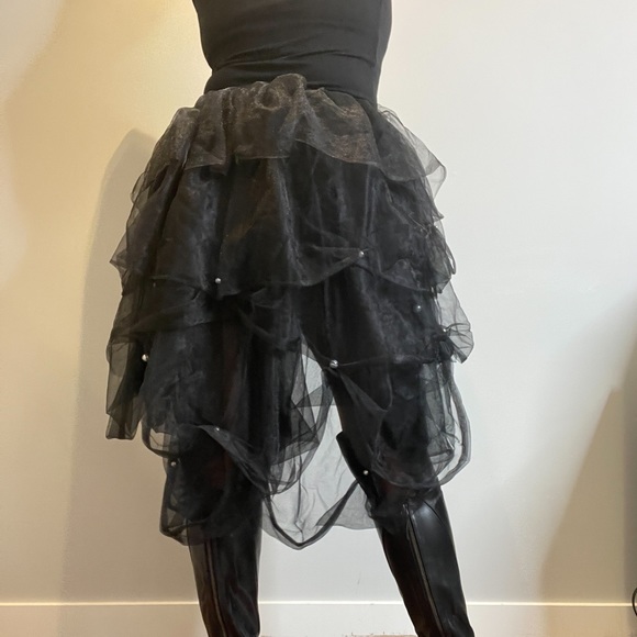 Black layered tutu size M - Picture 5 of 11